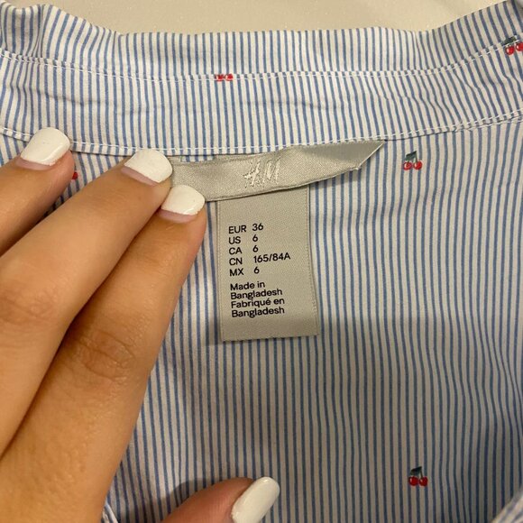 Cherries pattern womans shirt - Picture 2 of 3